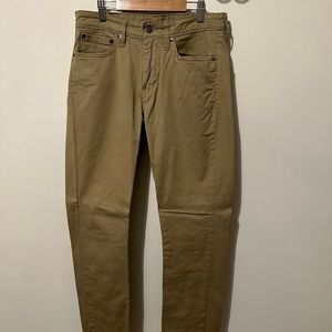 Levi’s 511 Chinos
